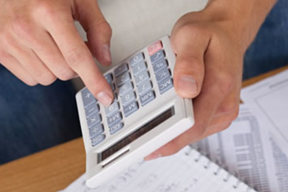 建设银行信用卡逾期一天是否算违约？